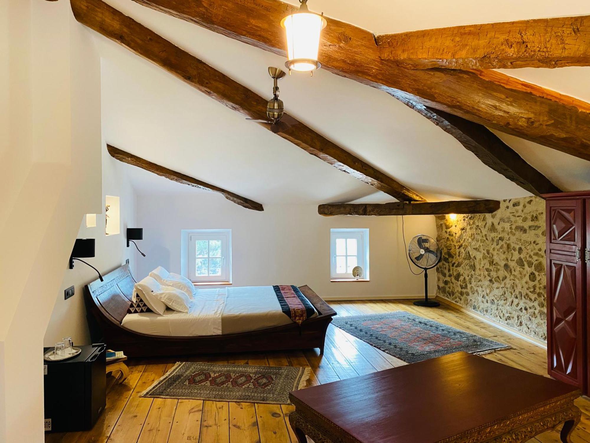 Bed and Breakfast Aux Berges Du Libre Felines-Termenes Habitación foto